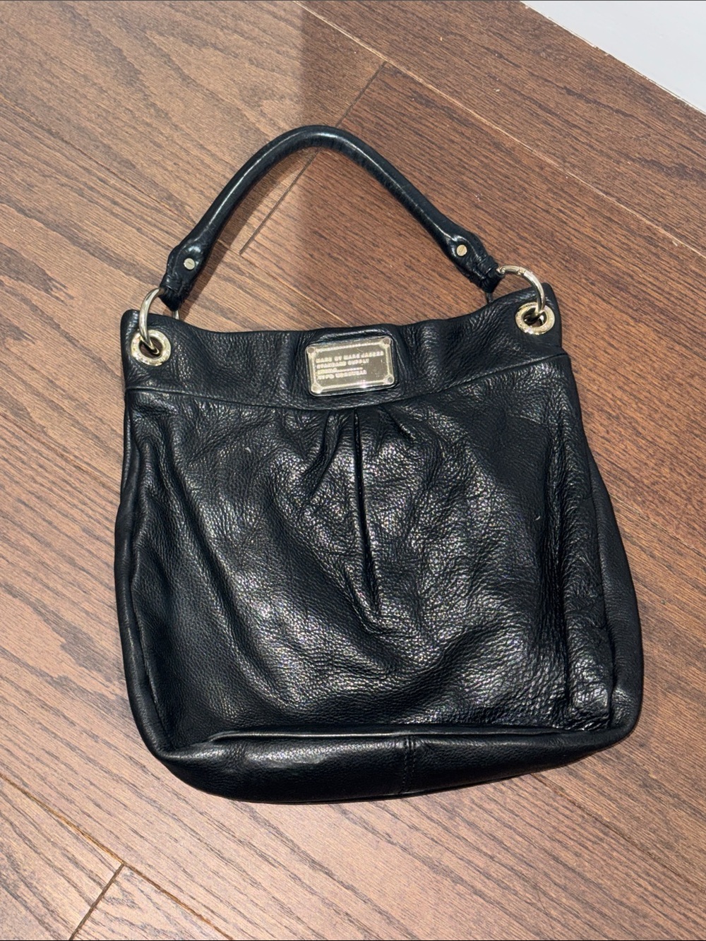 Marc by Marc Jacobs Black Pebbled Leather Shoulder Bag with Gold Plaque